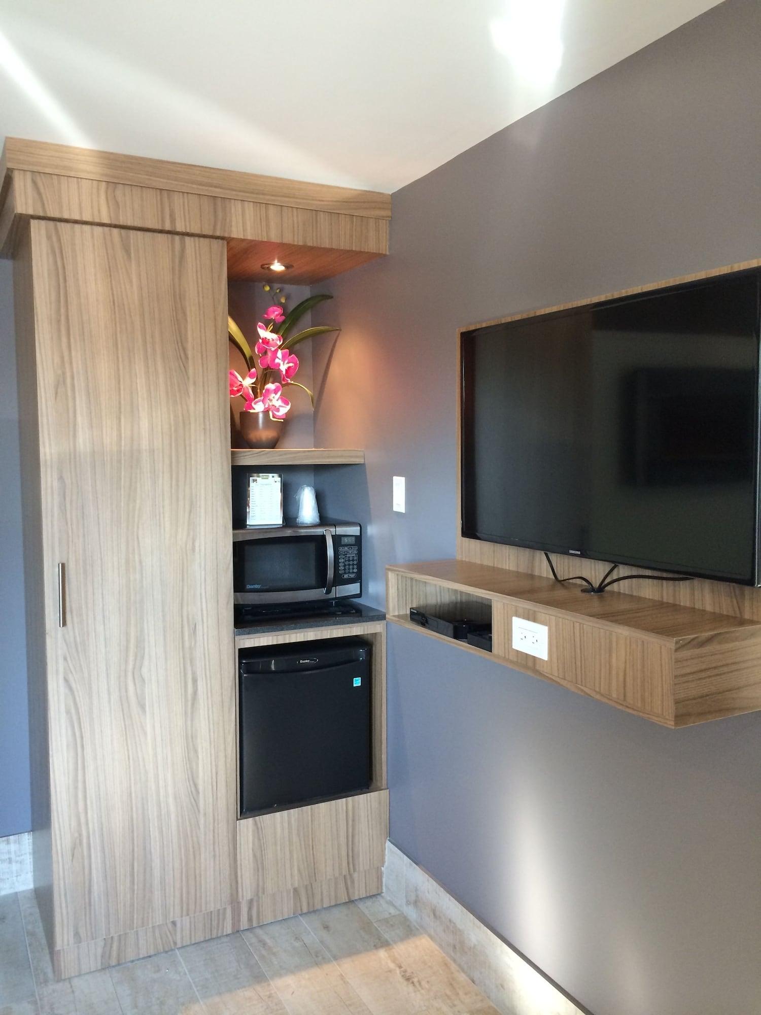 Olux Hotel-Motel-Suites Laval Zewnętrze zdjęcie