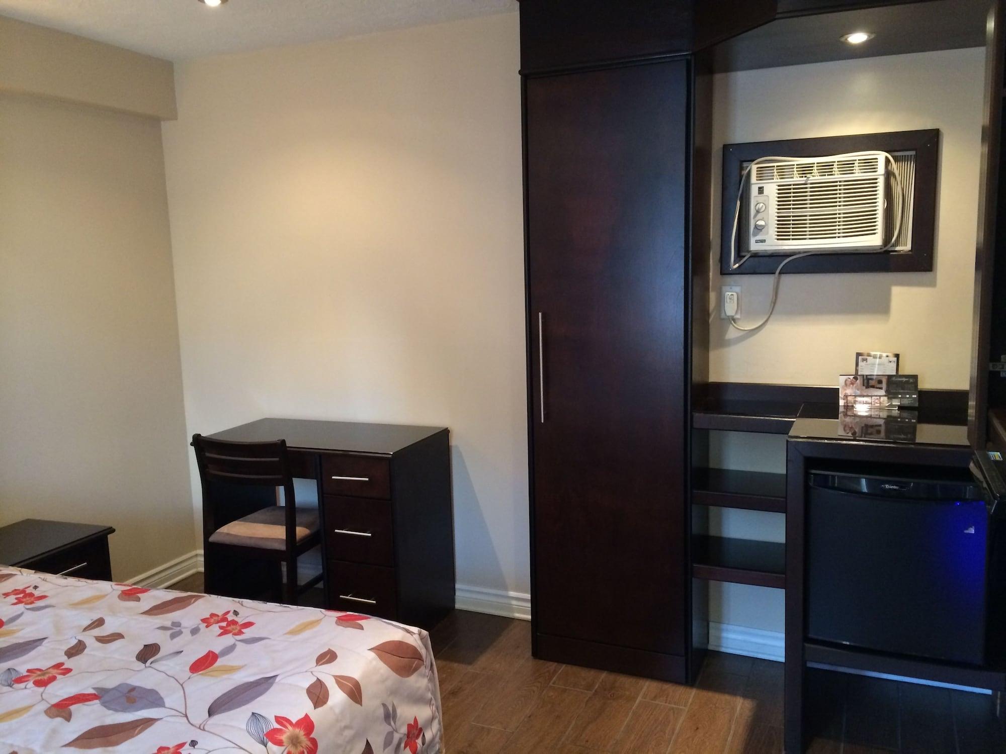 Olux Hotel-Motel-Suites Laval Zewnętrze zdjęcie