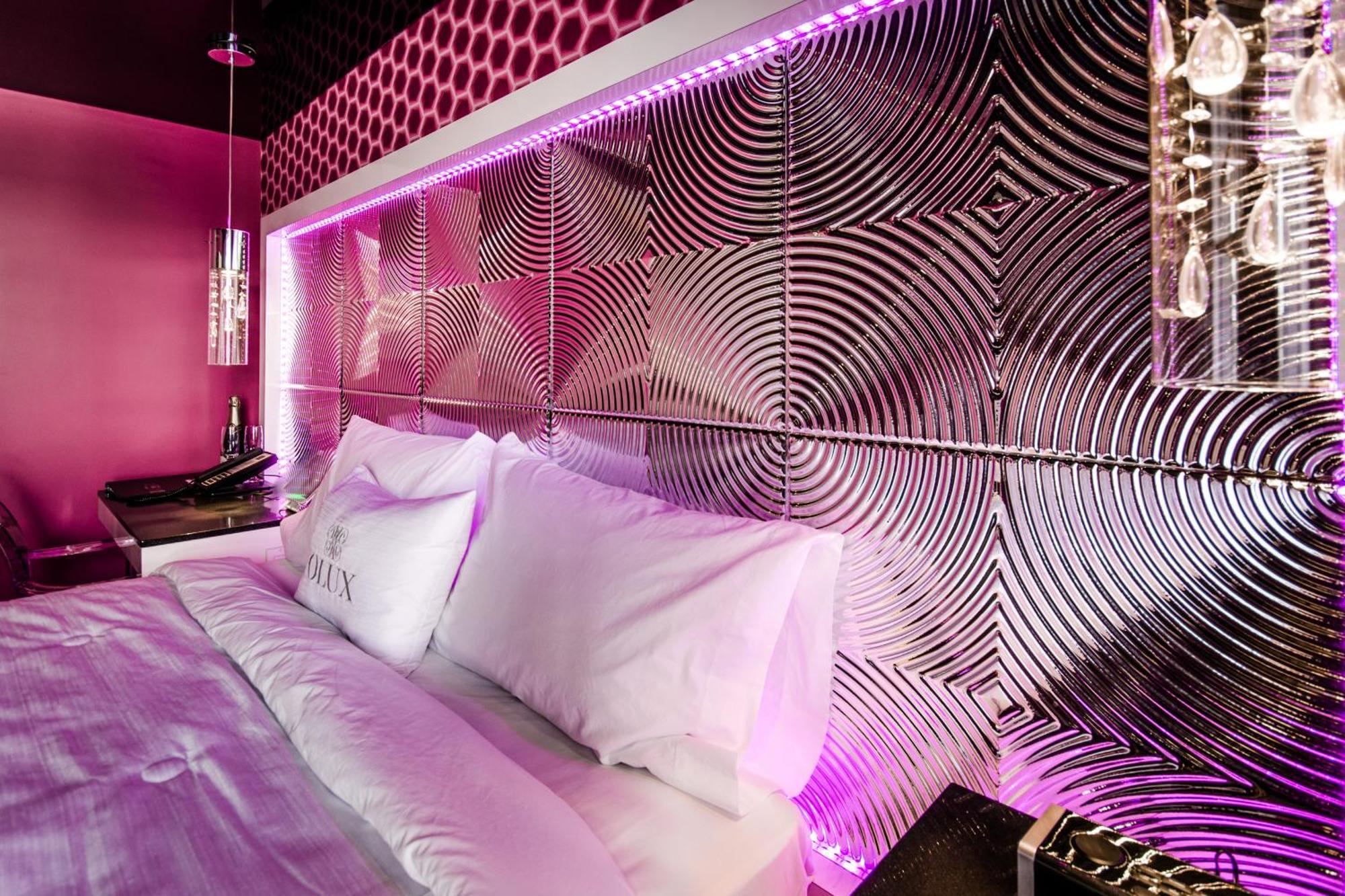 Olux Hotel-Motel-Suites Laval Zewnętrze zdjęcie