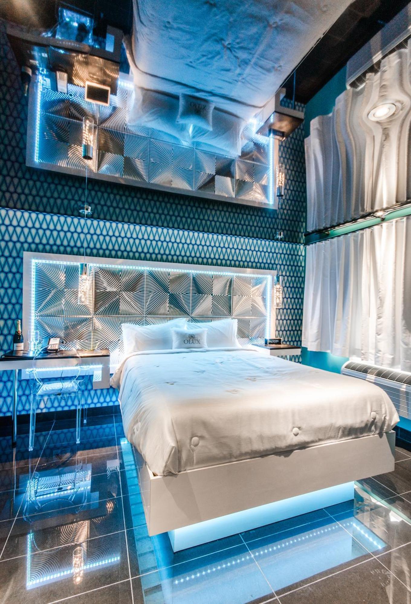 Olux Hotel-Motel-Suites Laval Zewnętrze zdjęcie