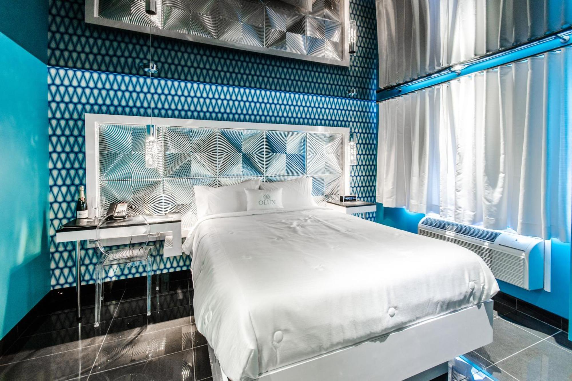 Olux Hotel-Motel-Suites Laval Zewnętrze zdjęcie