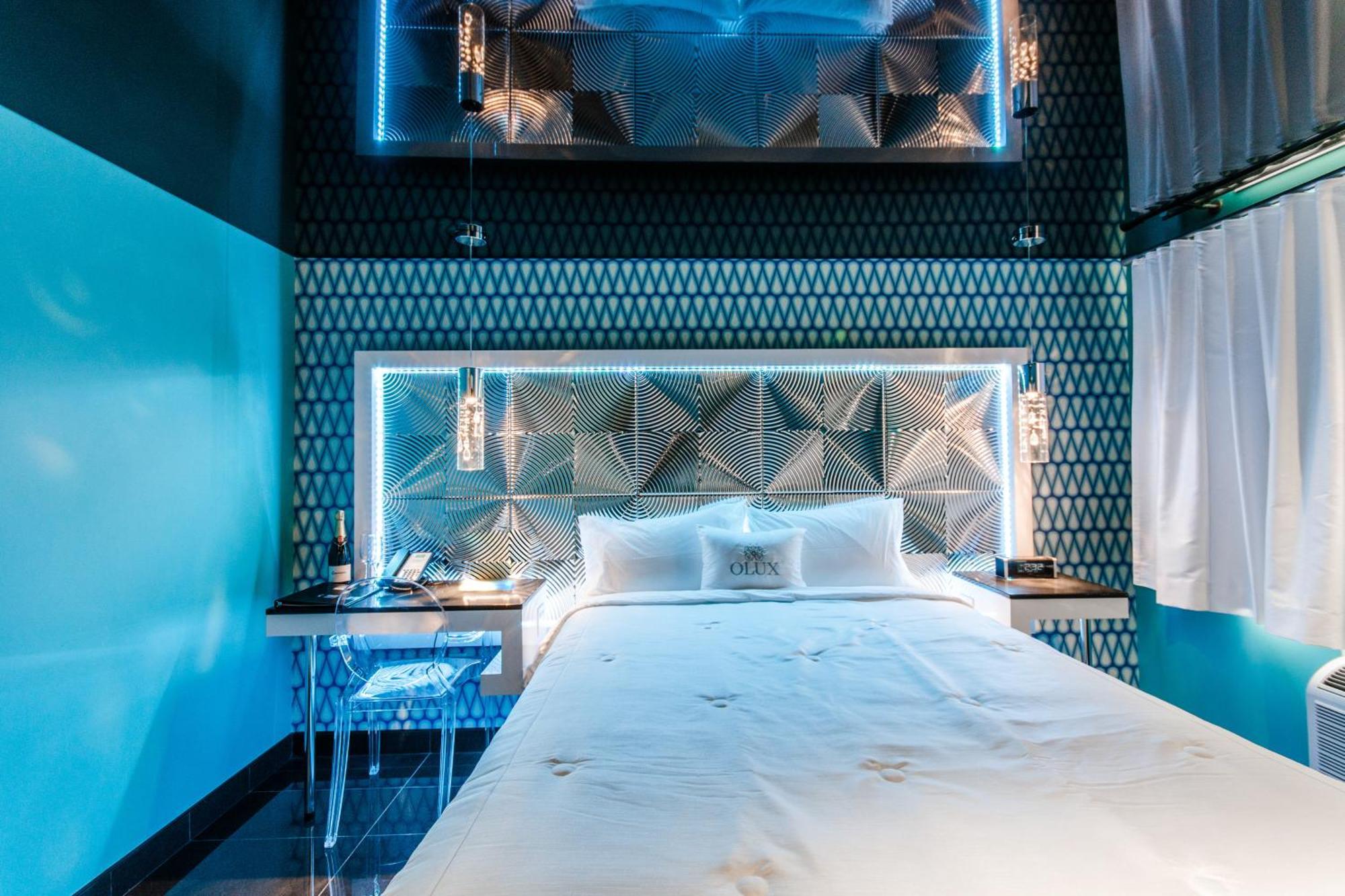Olux Hotel-Motel-Suites Laval Zewnętrze zdjęcie
