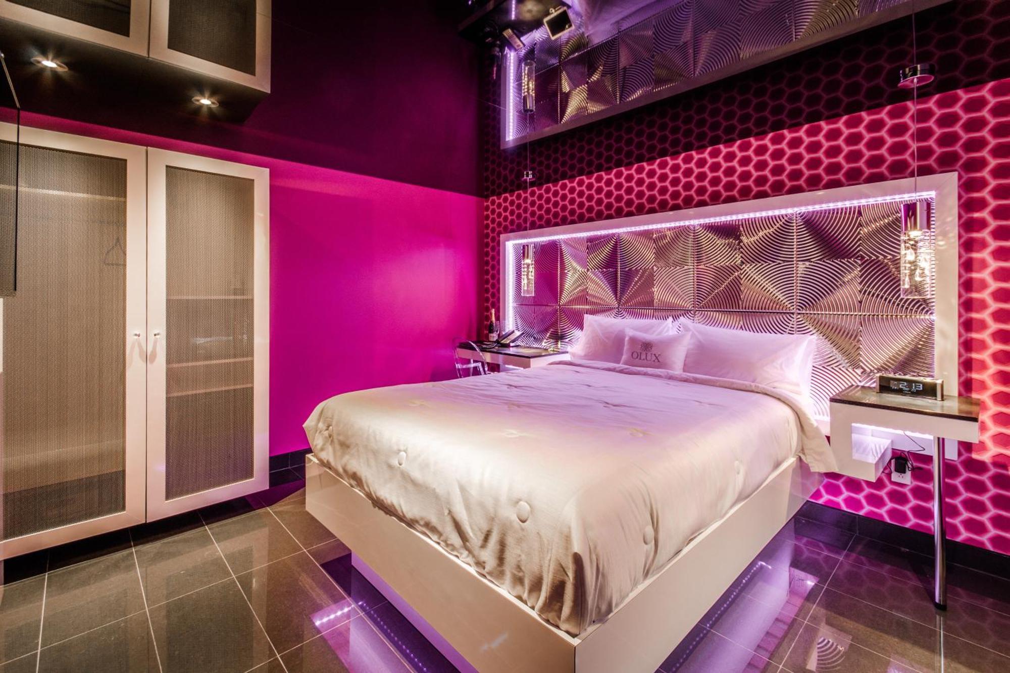 Olux Hotel-Motel-Suites Laval Zewnętrze zdjęcie
